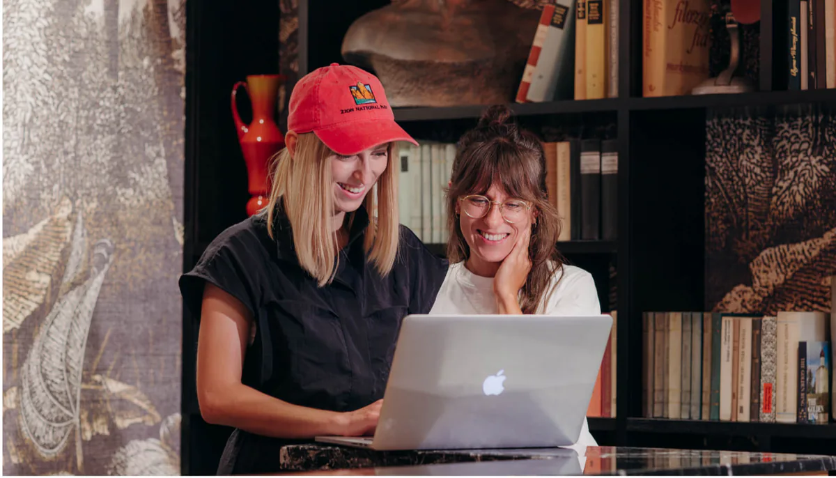 Discover how Easycart helped Design Practice sell out their first online course, hitting $240K in revenue with nearly 1,000 participants.